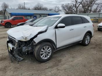  Salvage Kia Sorento