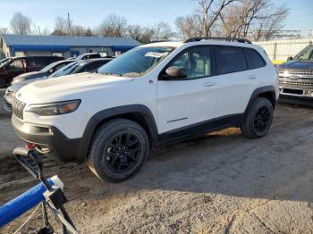  Salvage Jeep Cherokee