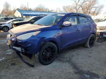  Salvage Hyundai TUCSON