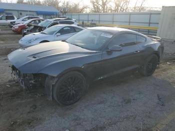  Salvage Ford Mustang