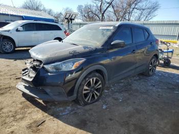  Salvage Nissan Kicks