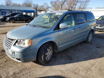  Salvage Chrysler Minivan