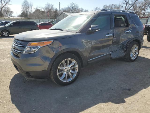  Salvage Ford Explorer