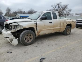  Salvage Dodge Dakota