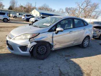  Salvage Ford Fiesta