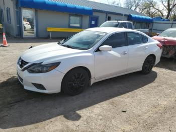  Salvage Nissan Altima