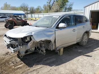  Salvage Mitsubishi Outlander