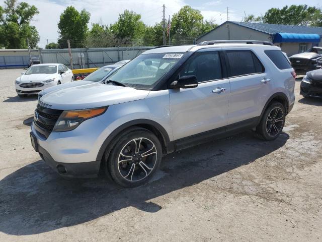  Salvage Ford Explorer