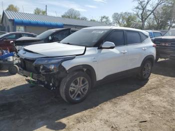  Salvage Kia Seltos