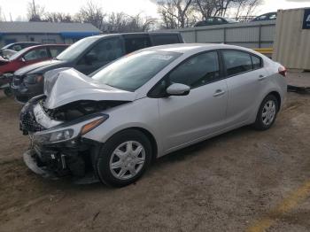  Salvage Kia Forte