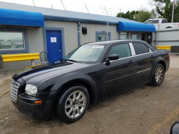  Salvage Chrysler 300