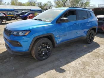  Salvage Jeep Compass