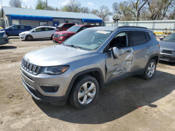  Salvage Jeep Compass