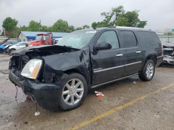  Salvage GMC Yukon