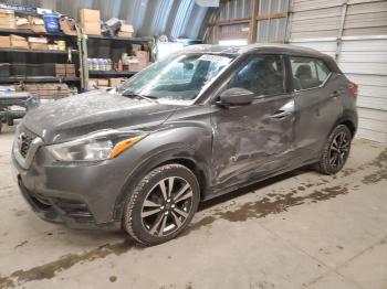  Salvage Nissan Kicks