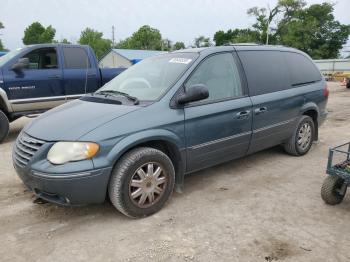  Salvage Chrysler Minivan