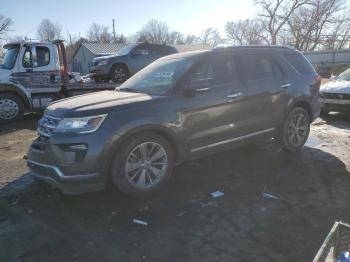  Salvage Ford Explorer