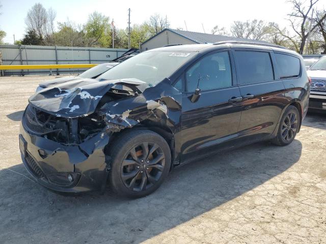  Salvage Chrysler Pacifica