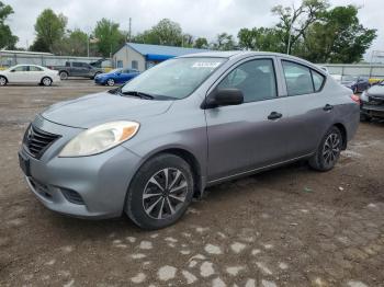  Salvage Nissan Versa