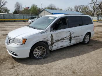  Salvage Chrysler Minivan