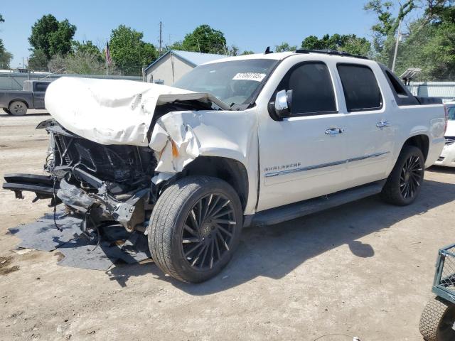  Salvage Chevrolet Avalanche