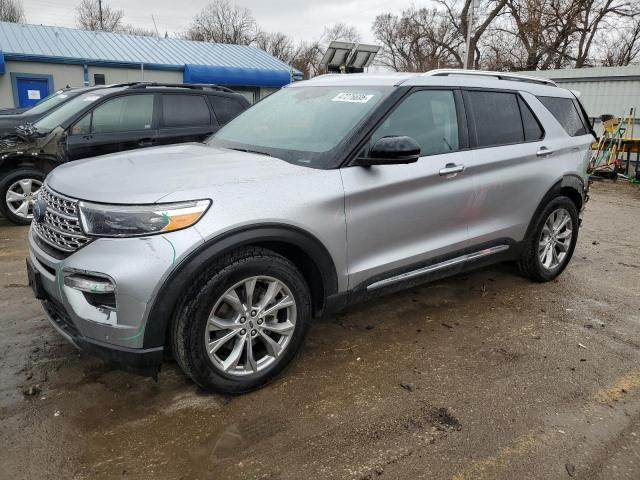  Salvage Ford Explorer