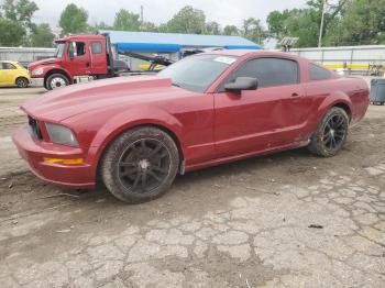  Salvage Ford Mustang