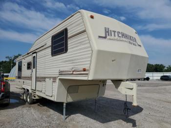 Salvage Camper 5th Wheel