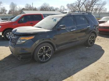  Salvage Ford Explorer