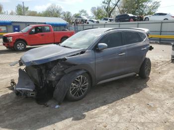  Salvage Hyundai TUCSON