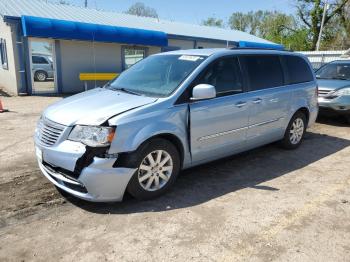  Salvage Chrysler Minivan