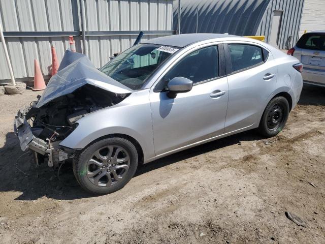  Salvage Toyota Yaris