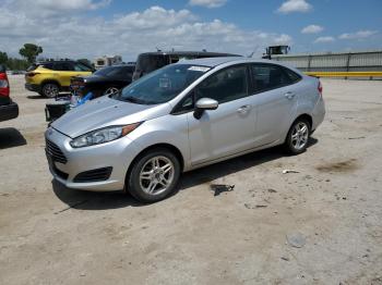  Salvage Ford Fiesta