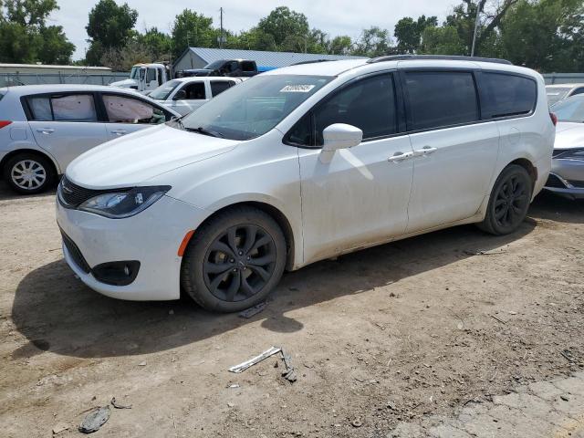  Salvage Chrysler Pacifica