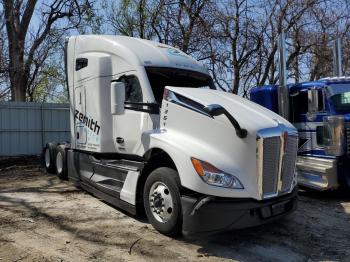  Salvage Kenworth T680