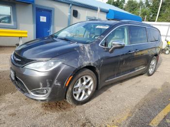  Salvage Chrysler Pacifica