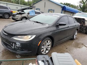  Salvage Chrysler 200