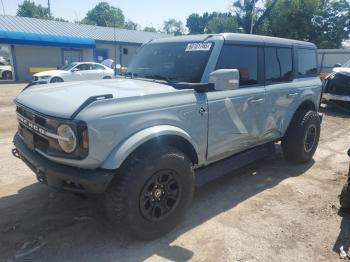  Salvage Ford Bronco