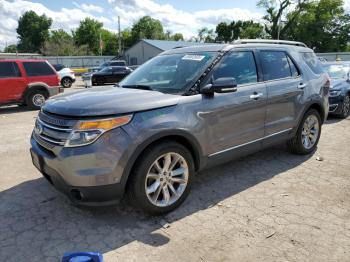  Salvage Ford Explorer