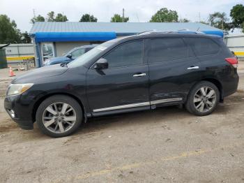  Salvage Nissan Pathfinder