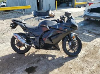 Salvage Kawasaki Ninja 250R