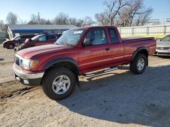  Salvage Toyota Tacoma
