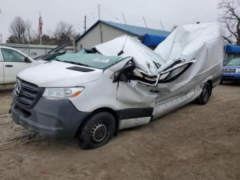  Salvage Mercedes-Benz Sprinter