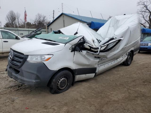  Salvage Mercedes-Benz Sprinter