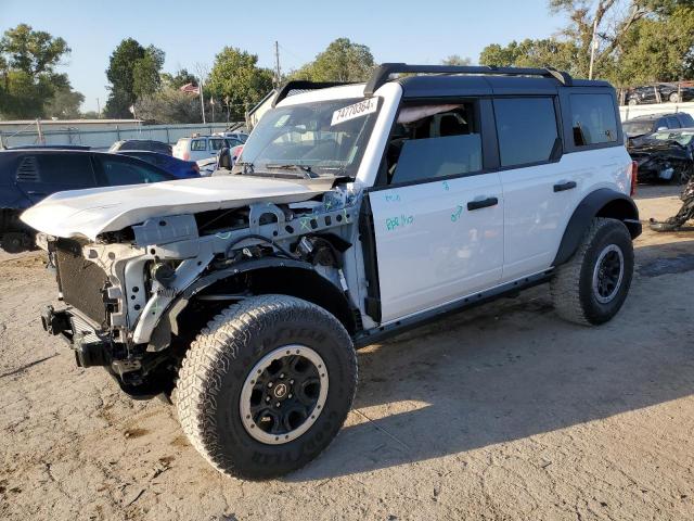  Salvage Ford Bronco