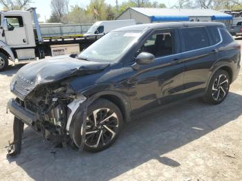  Salvage Mitsubishi Outlander