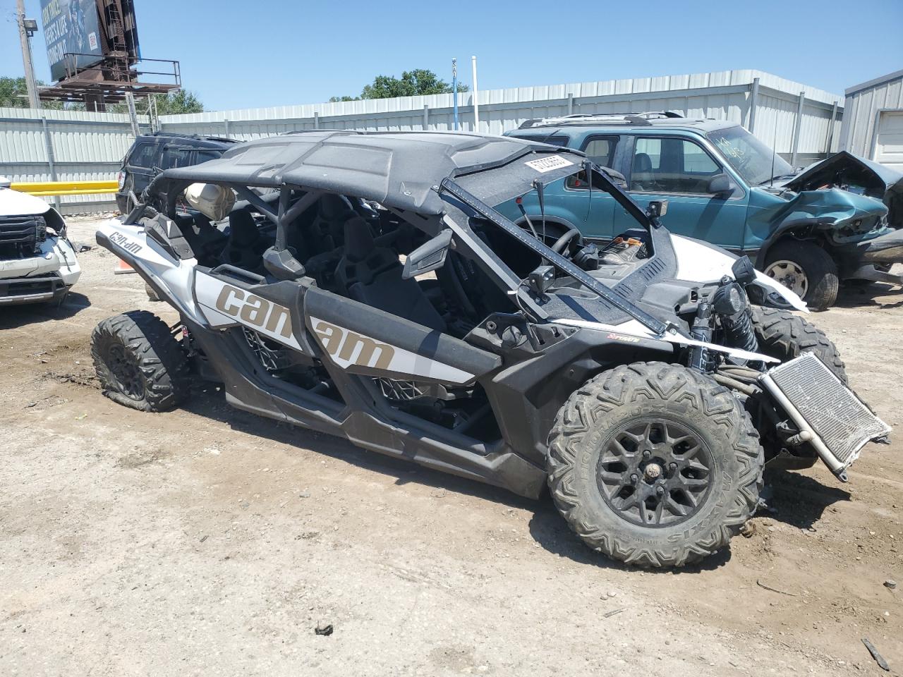 Can-Am Maverick X Ds Turbo Image 1