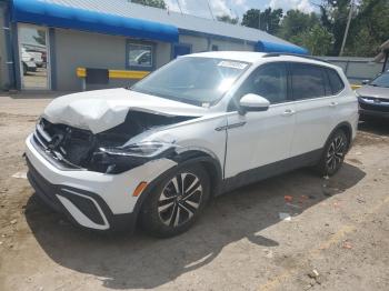  Salvage Volkswagen Tiguan