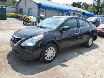  Salvage Nissan Versa