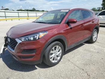  Salvage Hyundai TUCSON
